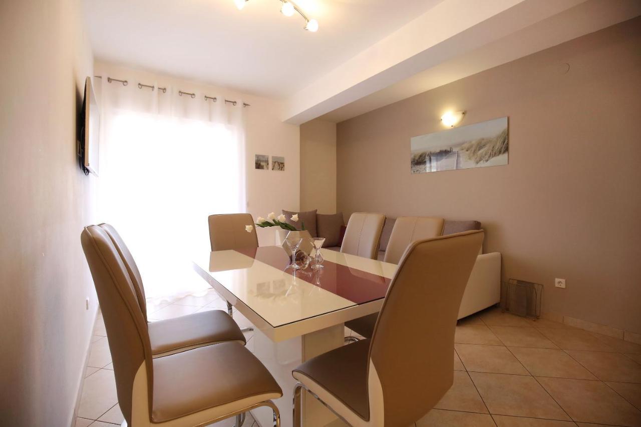 ביוגראד נה מורו Apartments Tony מראה חיצוני תמונה