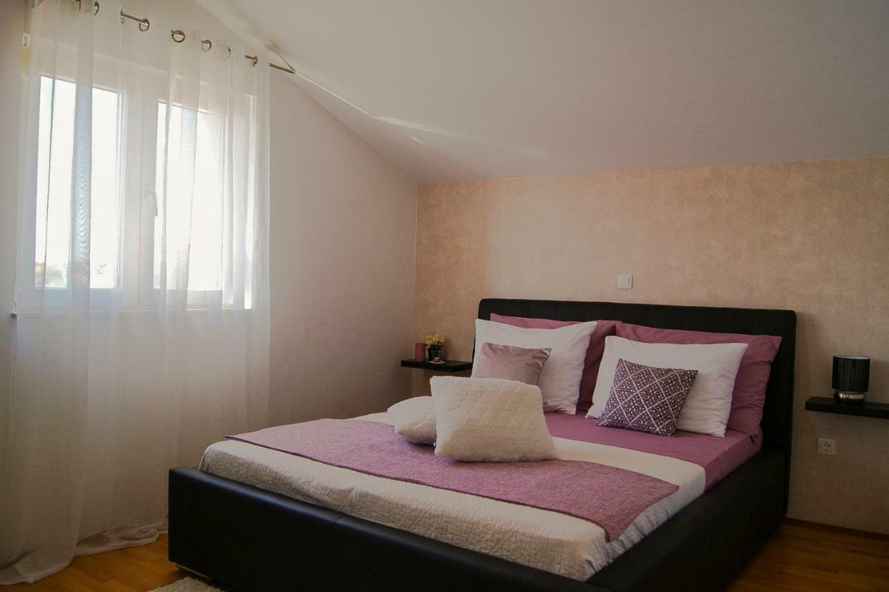 ביוגראד נה מורו Apartments Tony מראה חיצוני תמונה