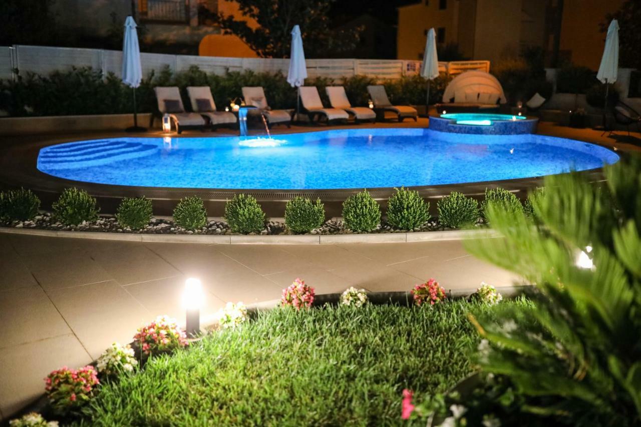 ביוגראד נה מורו Apartments Tony מראה חיצוני תמונה